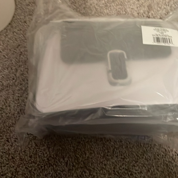 Brand new bag - Picture 2 of 2